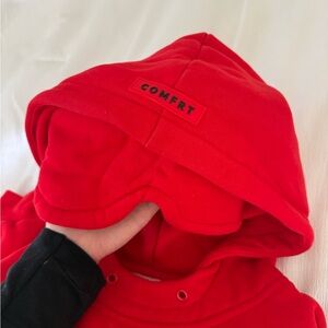 Comfrt Red Airport Hoodie with Mask SET